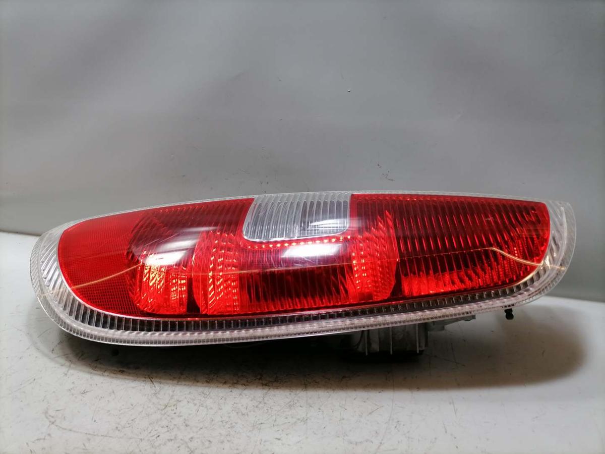 Skoda Roomster original R&uuml;cklicht R&uuml;ckleuchte Schlussleuchte rechts Bj.2010